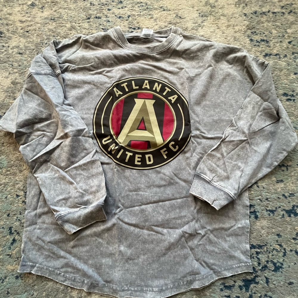 Atlanta United FC Gray Long Sleeve Shirt